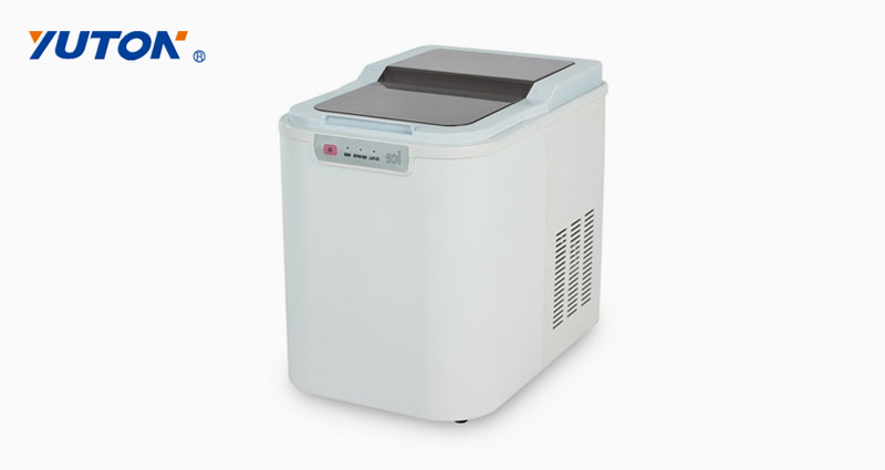 YT-E-005A Fabbricatore di ghiaccio Bullet 2.2L 120V 60W